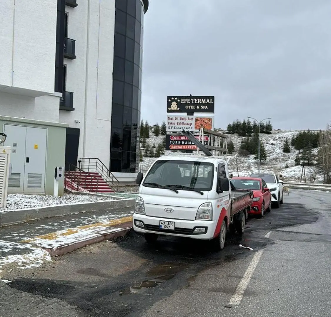 Efe Termal Otel Kütahya 4*,